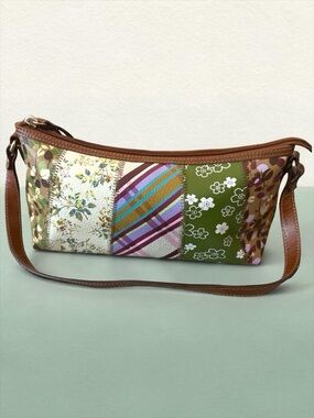 Relic Multicolor Patchwork Women's Bag | Abstract Leaf Pattern on Back Side